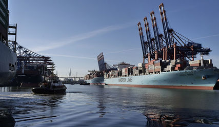Hamburger Hafen Containerterminal - Copyright: © Creative Commons, CC0