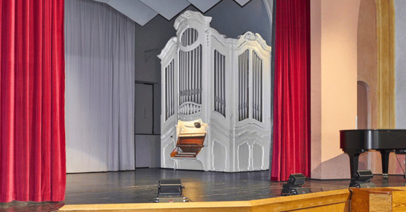 Die Orgel der Hasse-Aula in Bergedorf