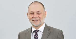 Der Chef der Diakonie Hamburg, Landespastor Dirk Ahrens
