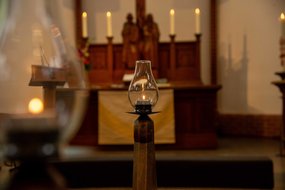 Kerzenlicht & Altar