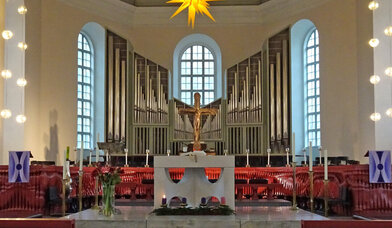 Kirchenraum - Copyright: St. Trinitatis Kirche