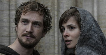 Ein Paar mit einer Mission: Aylin Tezel und Jan Krauter als Ottilie und Thomas Müntzer - Copyright: ZDF