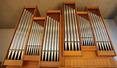 Ev.-Luth Kirchengemeinde  'Der Gute Hirte' Orgel - Copyright: Dr. Wolfgang Ewert