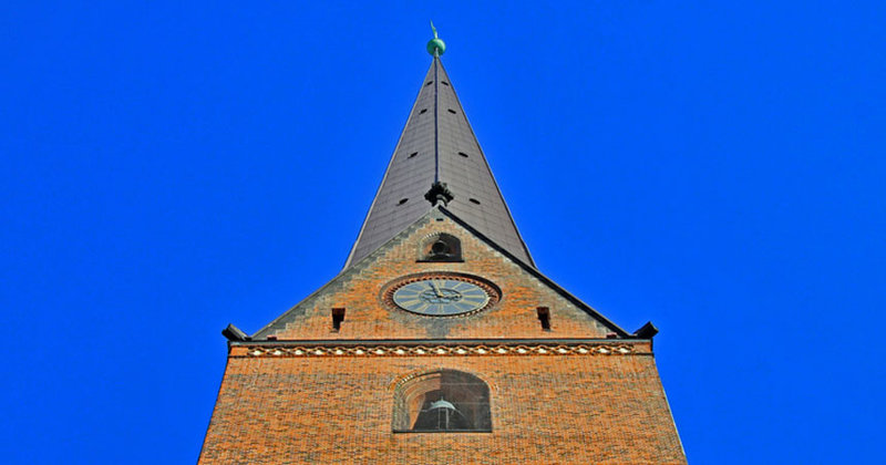 Unangetastet bleiben die Hauptkirchen wie St. Petri an der Mönckebergstraße