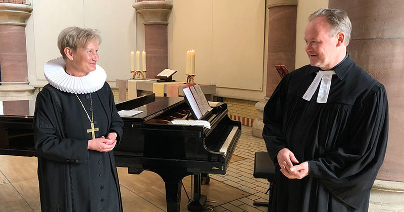 Bischöfin Kirsten Fehrs und Pastor Michael Schirmer in der Kulturkirche Altona