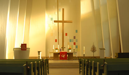 Christ-König-Kirche - Copyright: Friedrike Brockmann / Kirchengemeinde Lokstedt