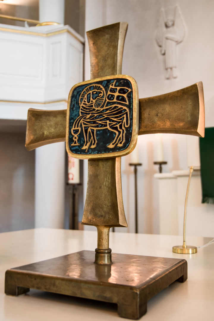 Altarkreuz in der Osterkirche - Copyright: Lydia Gerber
