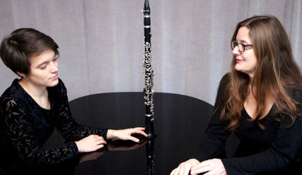 Das 'Duo Macore' aus Anna Schackow (Klarinette) und Constanze Schackow (Klavier). - Copyright: Schackow