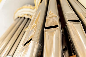 Eine Orgel in einer Kirche in Hamburg