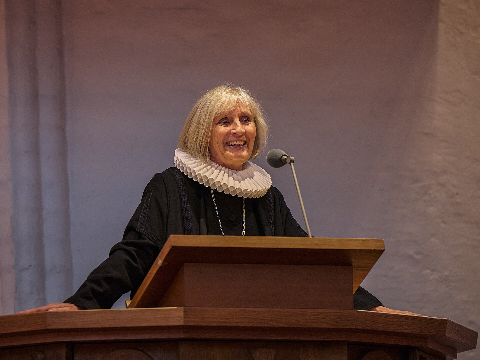 Pröpstin Ulrike Murmann bei ihrer Verabschiedung in der Hauptkirche St. Katharinen in Hamburg