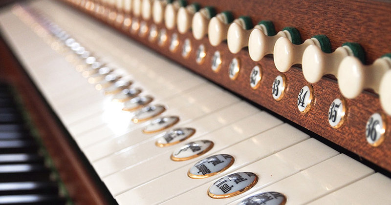 Die Michel-Orgel zählt mit 145 Registern und 11.500 Pfeifen zu den weltweit größten Orgeln