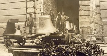 Erinnerung an die Einholung aller vier Glocken vor 105 Jahren - Copyright: St. Michaelis
