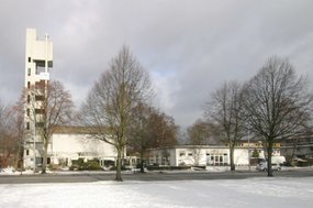 Ev.-Luth. KG "Der Gute Hirte" HH-Jenfeld Kirche und KiTa im Winter