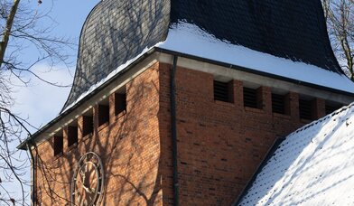 St. Lukas im Winter - Copyright: Hinrich Franck
