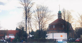 Die Kirche am Markt in Hamburg-Niendorf - Copyright: Florian Büh