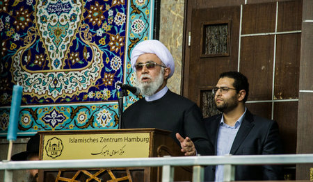 Ayatollah Dr. Reza Ramezani (Islamisches Zentrum).