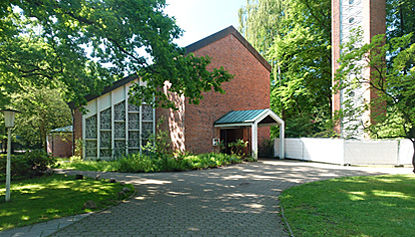 Kirche der Ev.-luth. Kirchengemeinde St. Peter zu Hamburg-Groß Borstel - Copyright: Kirchengemeinde St. Peter zu Hamburg-Groß Borstel