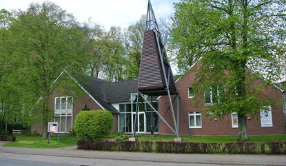 Simon-Petrus-Kirche - Copyright: Christopher Fock / Kirche Bönningstedt
