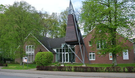 Kirche Bönningstedt / Gemeindehaus - Copyright: Christopher Fock / Kirche Bönningstedt