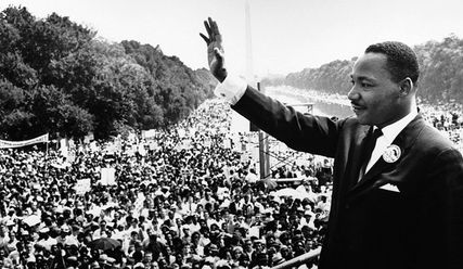 Martin Luther King bei seiner Rede auf den Stufen des Lincoln Memorials in Washington, am 28. August 1963 - Copyright: © Creative Commons, CC0