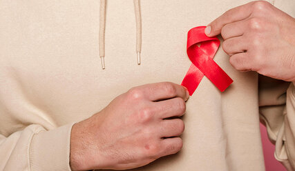 HIV Schleife - Copyright: Klaus Nielsen, Pexels