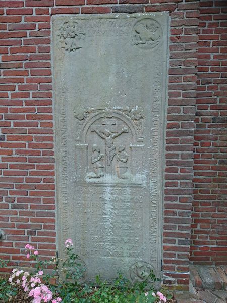 Historischer Grabstein St. Pankratius Ochsenwerder - Copyright: Simone Vollstädt