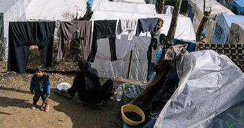 Die Situation im überfüllten Flüchtlingslager Moria auf Lesbos ist besonders für Kinder extrem schwierig - Copyright: © Jörg Neumann