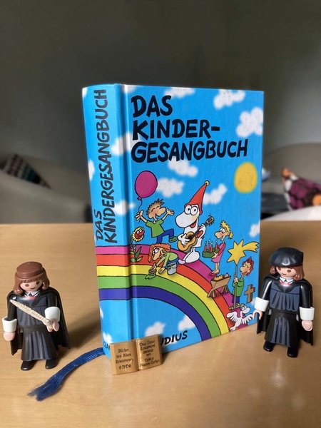 Kindergesangbuch - Copyright: Karl Grieser