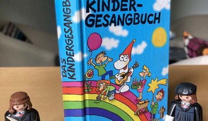 Kindergesangbuch - Copyright: Karl Grieser